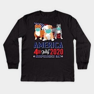 Pitbull Dogs With US Flag And Face Masks Happy America 4th July Of 2020 Independence Day Kids Long Sleeve T-Shirt